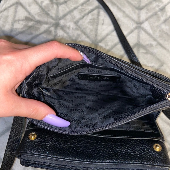 Mk cross body purse, used but in good condition - Picture 4 of 7